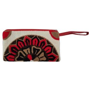 NWT‎ Wuitusu Adalee Handmade Wayuu Punch-needle Clutch